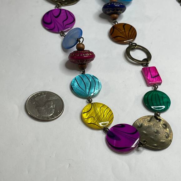 Necklace multi colored chunky disks beaded costume jewelry blue yellow pink - Picture 6 of 11